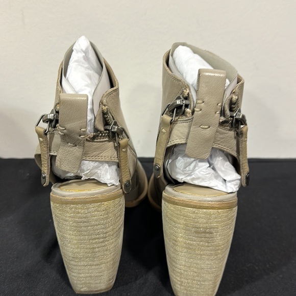 Booties - Picture 3 of 5